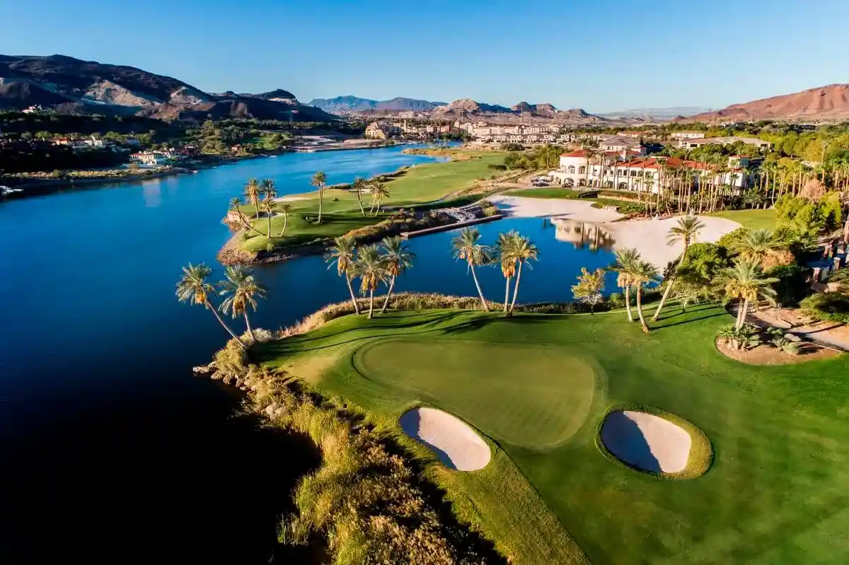 Lake Las Vegas: Luxury Home Community