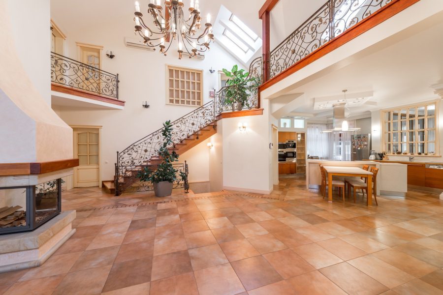 How Much Do Luxury Homes in Las Vegas Cost