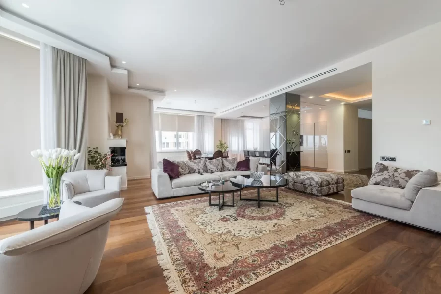 should i buy a luxury house in las vegas
